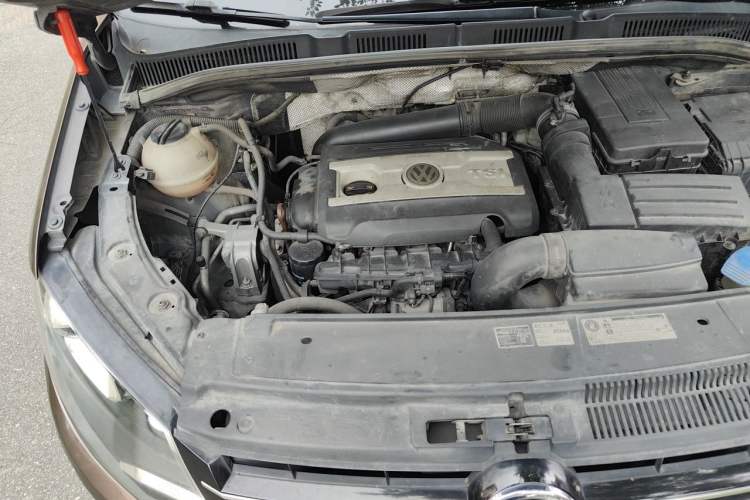 Used Volkswagen Sharan 2012 2.0 TSI Comfort Edition Euro IV Engine Bay Right