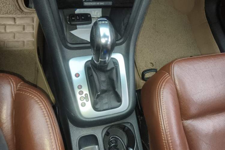 Used Volkswagen Sharan 2012 2.0 TSI Standard Version Euro IV Gear Lever