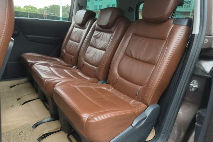 Used Volkswagen Sharan 2012 2.0 TSI Standard Version Euro IV Left Rear Seat