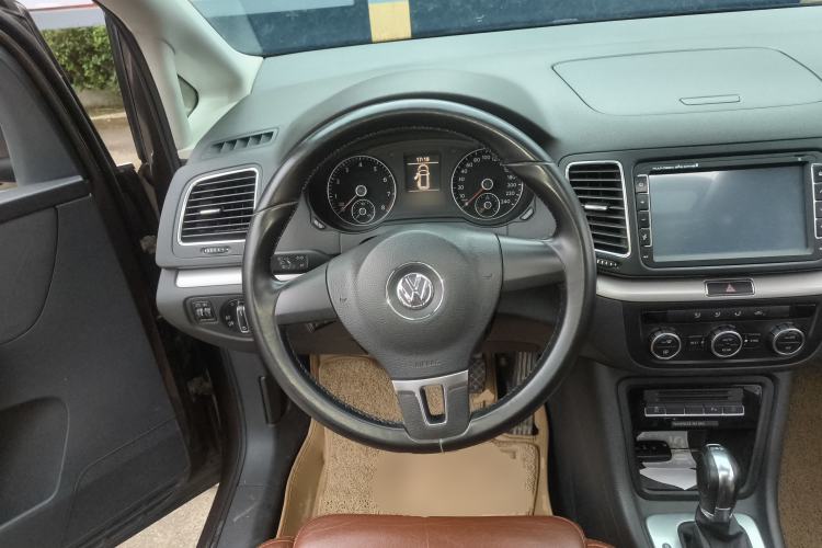 Used Volkswagen Sharan 2012 2.0 TSI Standard Version Euro IV Steering Wheel