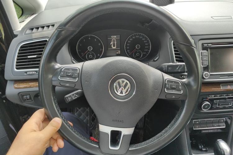 Used Volkswagen Sharan 2012 2.0 TSI Comfort Edition Euro IV Steering Wheel