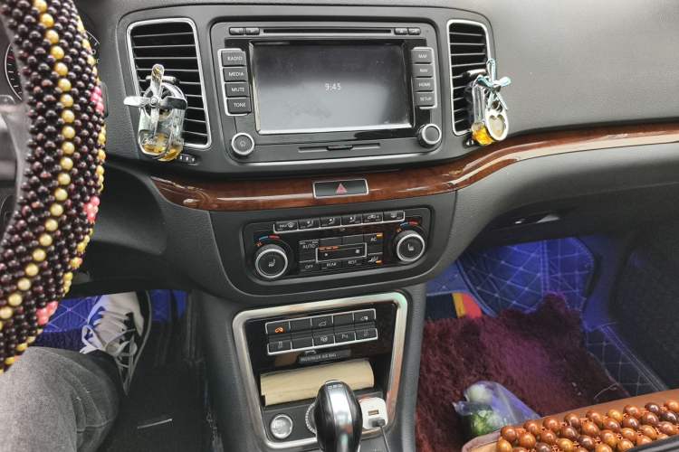 Used Volkswagen Sharan 2012 2.0 TSI Luxury Version Euro IV Audio And AC Panel