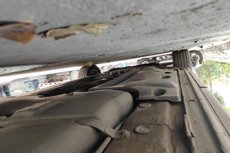 Used Volkswagen Sharan 2012 2.0 TSI Comfort Edition Euro IV Chassis Rear Left