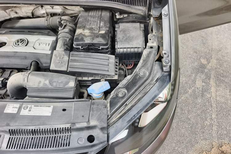 Used Volkswagen Sharan 2012 2.0 TSI Luxury Version Euro IV Engine Bay Left