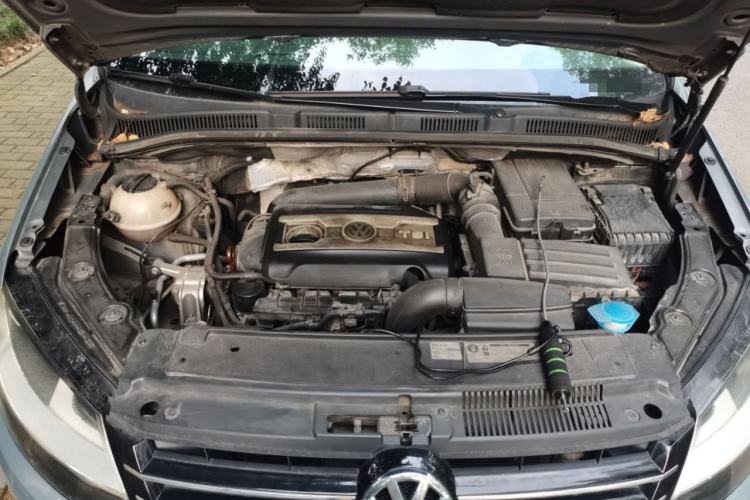 Used Volkswagen Sharan 2012 2.0 TSI Standard Version Euro IV Engine Bay