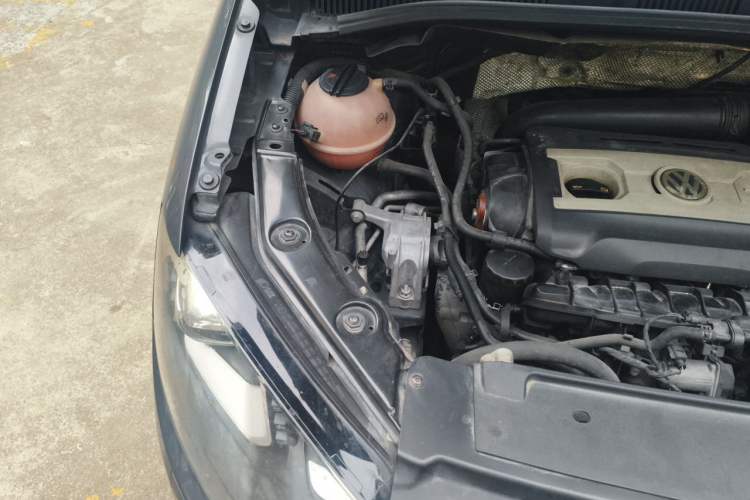Used Volkswagen Sharan 2012 2.0 TSI Comfort Edition Euro IV Engine Bay Right