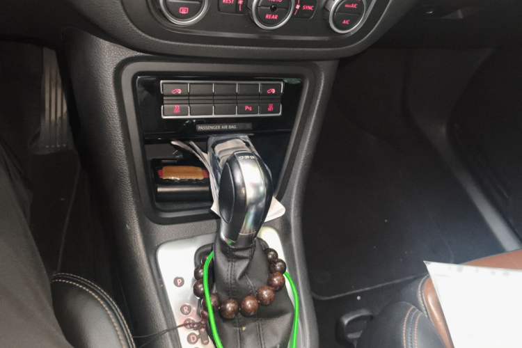Used Volkswagen Sharan 2012 2.0 TSI Comfort Edition Euro IV Gear Lever