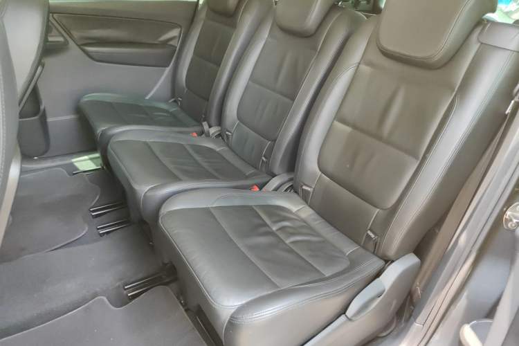 Used Volkswagen Sharan 2012 2.0 TSI Comfort Edition Euro IV Left Rear Seat