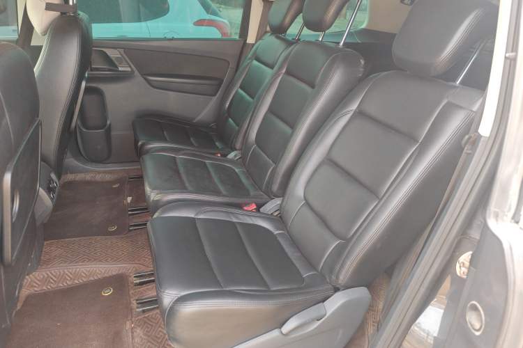 Used Volkswagen Sharan 2012 2.0 TSI Standard Version Euro IV Left Rear Seat