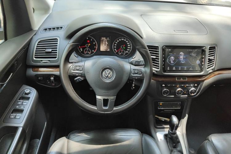 Used Volkswagen Sharan 2012 2.0 TSI Comfort Edition Euro IV Steering Wheel