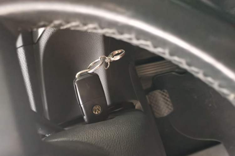 Used Volkswagen Sharan 2012 2.0 TSI Standard Version Euro IV Vehicle Key