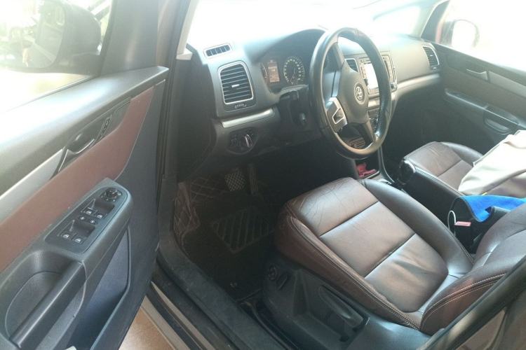 Used Volkswagen Sharan 2012 2.0 TSI Standard Version Euro IV Driver Seat