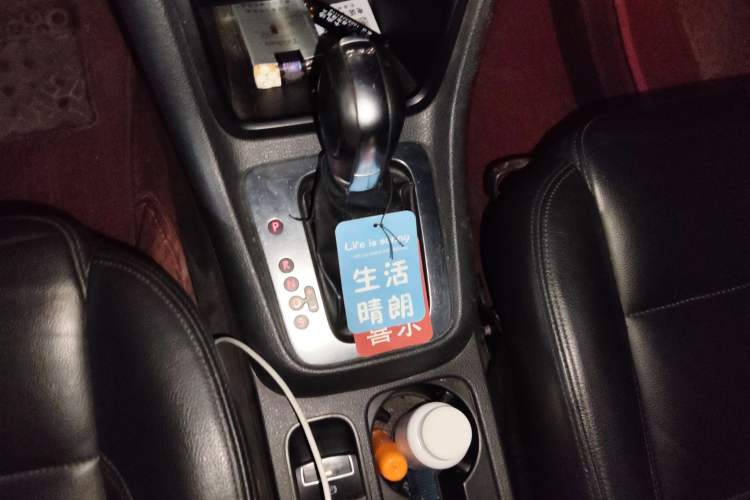 Used Volkswagen Sharan 2012 2.0 TSI Comfort Edition Euro IV Gear Lever