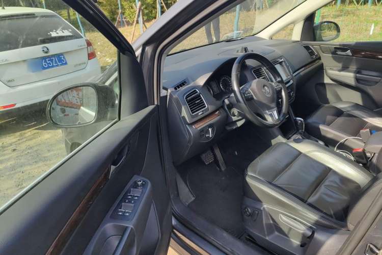 Used Volkswagen Sharan 2012 2.0 TSI Comfort Edition Euro IV Driver Seat