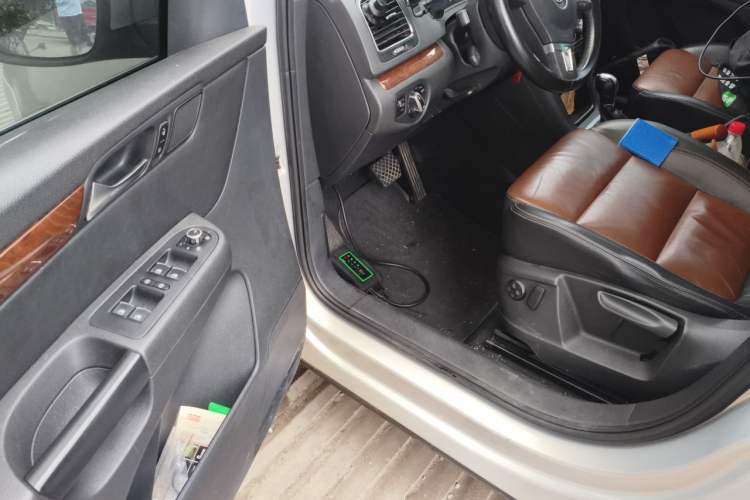 Used Volkswagen Sharan 2012 2.0 TSI Comfort Edition Euro IV Driver Seat