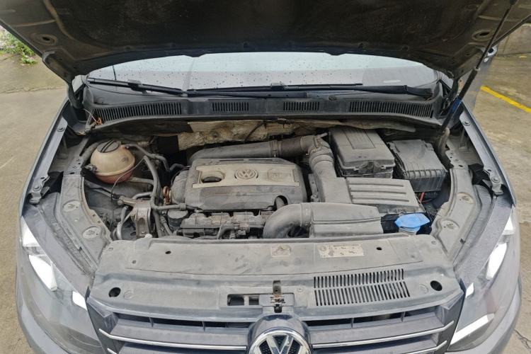 Used Volkswagen Sharan 2012 2.0 TSI Comfort Edition Euro IV Engine Bay