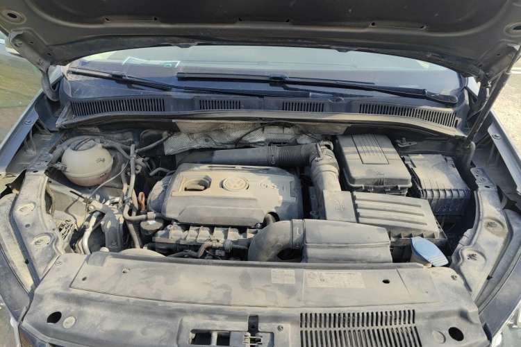 Used Volkswagen Sharan 2012 2.0 TSI Comfort Edition Euro IV Engine Bay