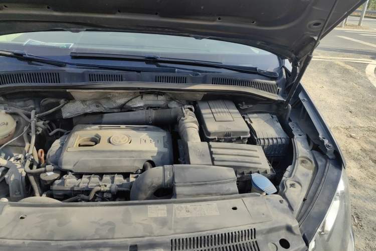 Used Volkswagen Sharan 2012 2.0 TSI Comfort Edition Euro IV Engine Bay Left