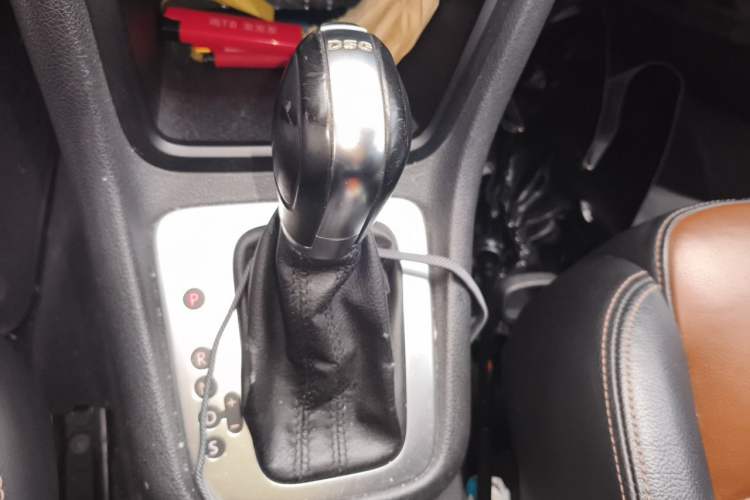 Used Volkswagen Sharan 2012 2.0 TSI Comfort Edition Euro IV Gear Lever