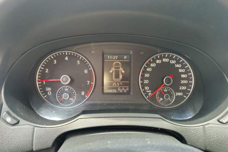 Used Volkswagen Sharan 2012 2.0 TSI Standard Version Euro IV Instrument Cluster