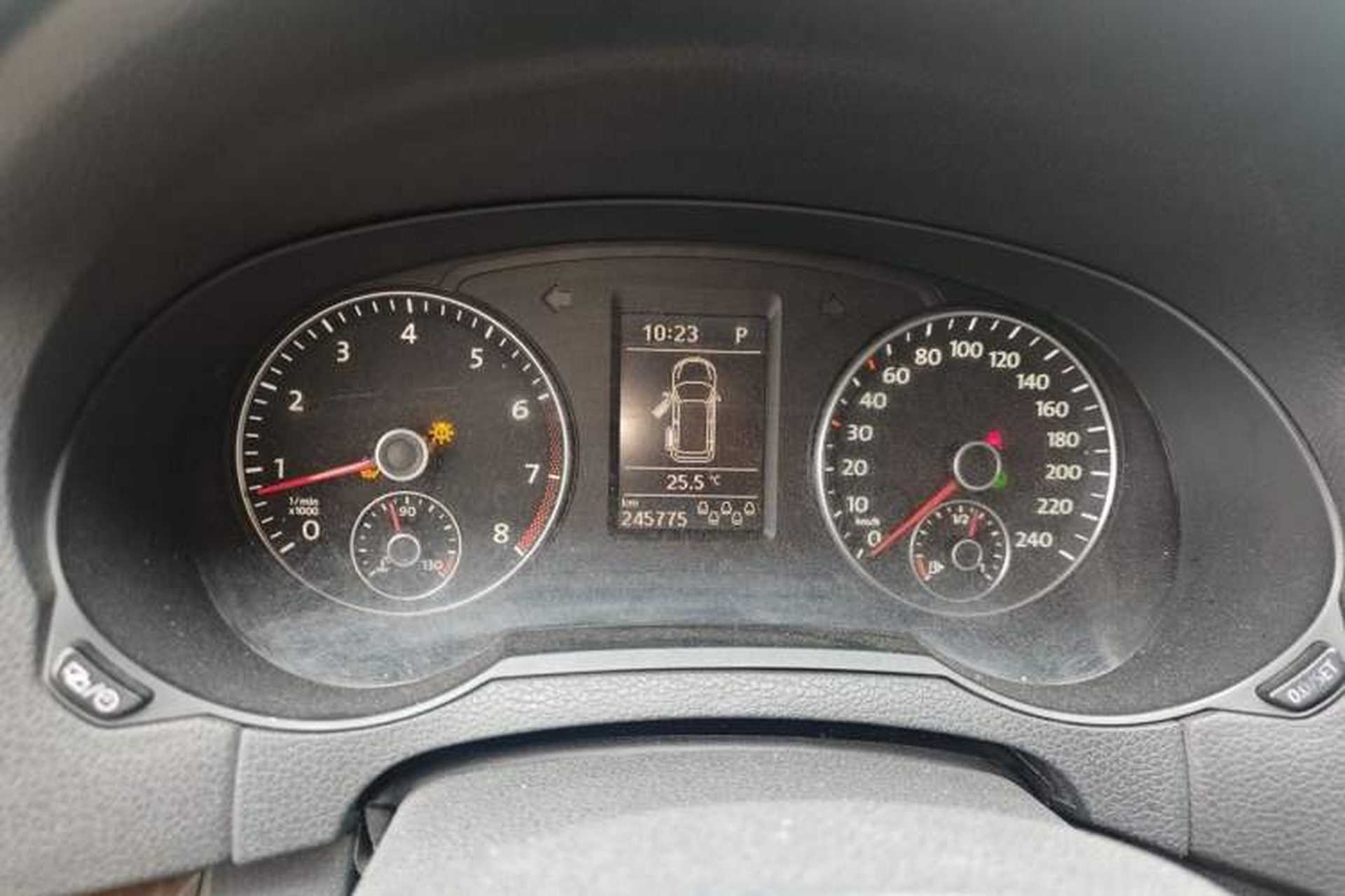 Used Volkswagen Sharan 2012 2.0 TSI Comfort Edition Euro IV Instrument Cluster