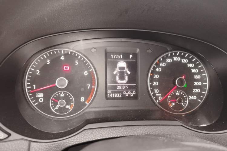 Used Volkswagen Sharan 2012 2.0 TSI Comfort Edition Euro IV Instrument Cluster
