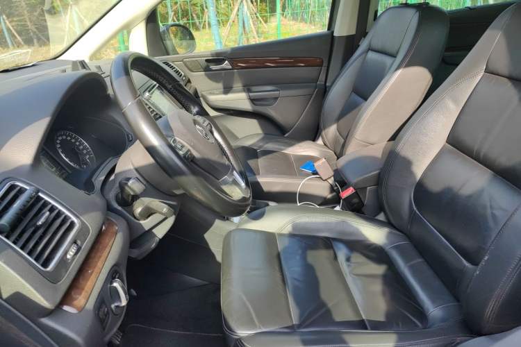 Used Volkswagen Sharan 2012 2.0 TSI Comfort Edition Euro IV Left Front Seat