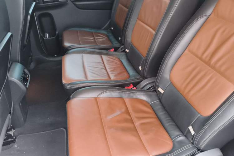 Used Volkswagen Sharan 2012 2.0 TSI Comfort Edition Euro IV Left Rear Seat