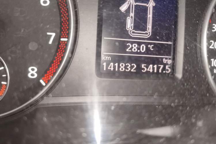 Used Volkswagen Sharan 2012 2.0 TSI Comfort Edition Euro IV Odometer Close Up
