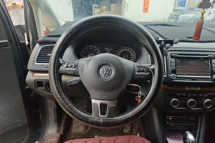 Used Volkswagen Sharan 2012 2.0 TSI Comfort Edition Euro IV Steering Wheel