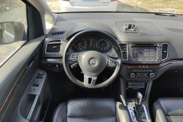 Used Volkswagen Sharan 2012 2.0 TSI Comfort Edition Euro IV Steering Wheel