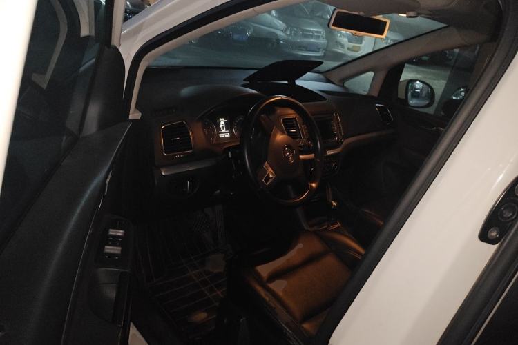 Used Volkswagen Sharan 2012 2.0 TSI Standard Version Euro IV Driver Seat