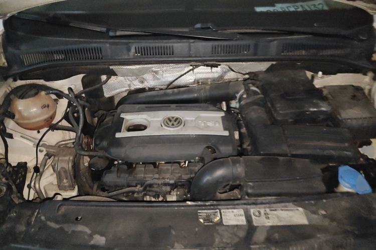 Used Volkswagen Sharan 2012 2.0 TSI Standard Version Euro IV Engine Bay