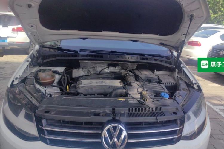 Used Volkswagen Sharan 2012 2.0 TSI Standard Version Euro IV Engine Bay