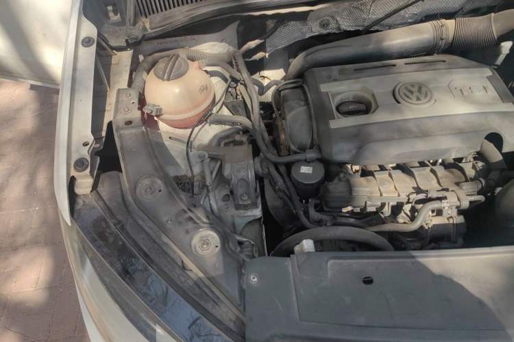 Used Volkswagen Sharan 2012 2.0 TSI Standard Version Euro IV Engine Bay Right
