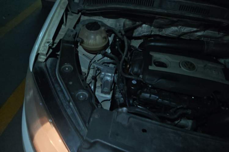 Used Volkswagen Sharan 2012 2.0 TSI Standard Version Euro IV Engine Bay Right