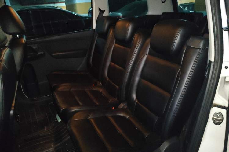 Used Volkswagen Sharan 2012 2.0 TSI Standard Version Euro IV Left Rear Seat