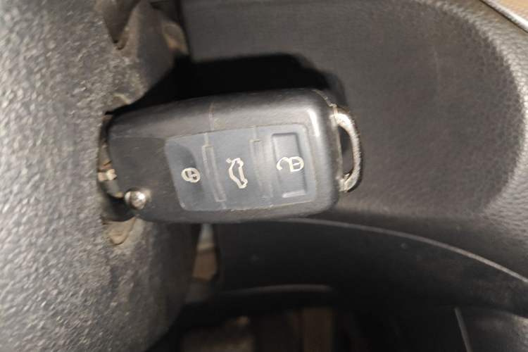 Used Volkswagen Sharan 2012 2.0 TSI Standard Version Euro IV Vehicle Key