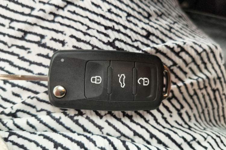 Used Volkswagen Sharan 2012 2.0 TSI Standard Version Euro IV Vehicle Key
