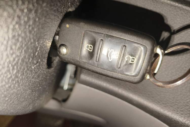 Used Volkswagen Sharan 2012 2.0 TSI Standard Version Euro IV Vehicle Key