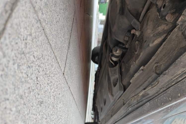 Used Volkswagen Sharan 2012 2.0 TSI Standard Version Euro IV Chassis Rear Right
