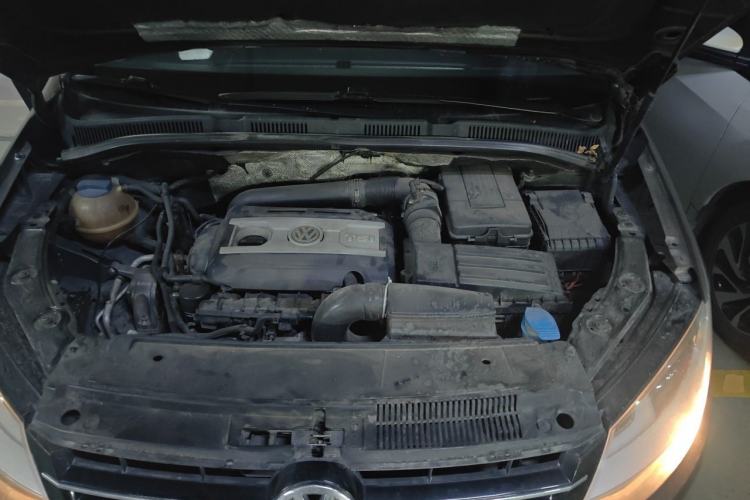 Used Volkswagen Sharan 2012 2.0 TSI Standard Version Euro IV Engine Bay