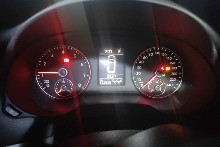 Used Volkswagen Sharan 2012 2.0 TSI Standard Version Euro IV Instrument Cluster