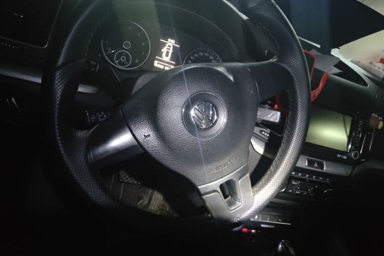 Used Volkswagen Sharan 2012 2.0 TSI Standard Version Euro IV Steering Wheel