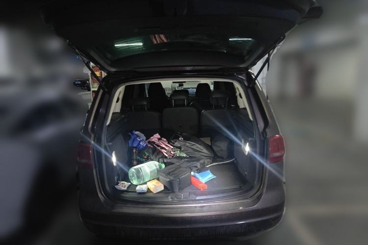 Used Volkswagen Sharan 2012 2.0 TSI Standard Version Euro IV Trunk