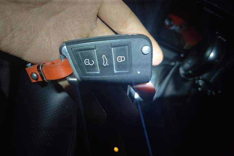 Used Volkswagen Sharan 2012 2.0 TSI Standard Version Euro IV Vehicle Key