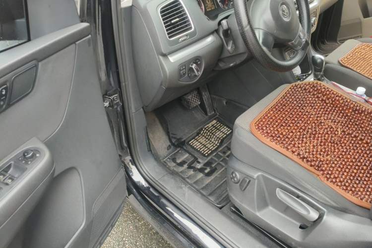 Used Volkswagen Sharan 2013 2.0 TSI Standard Model Driver Seat