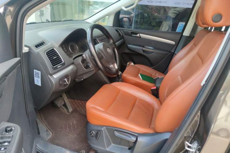 Used Volkswagen Sharan 2013 1.8TSI Standard Model Euro IV Driver Seat