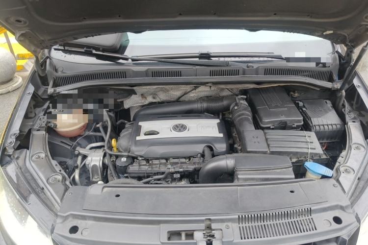 Used Volkswagen Sharan 2013 2.0 TSI Standard Model Engine Bay