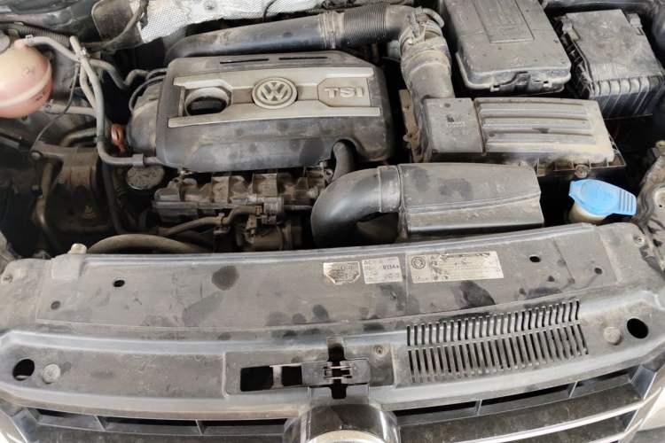 Used Volkswagen Sharan 2013 1.8TSI Comfort Model Engine Bay